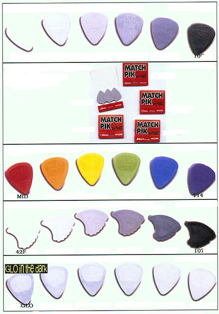 1.07MM PICK NYLON PURPLE SHARK FINS Q/P72