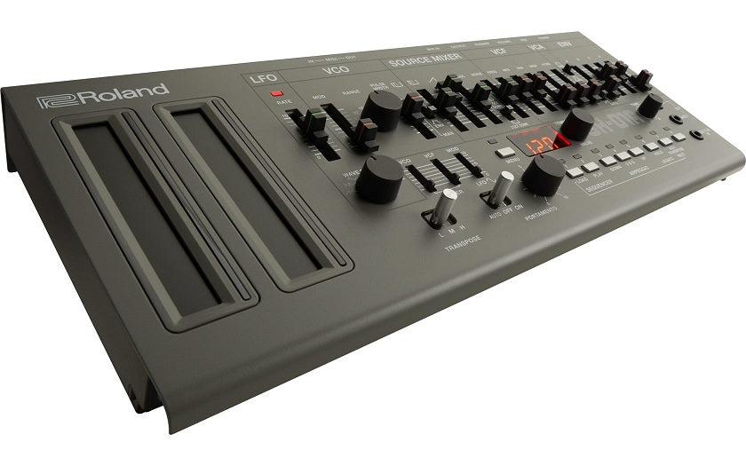ROLAND SH-01A SYNTHESIZER